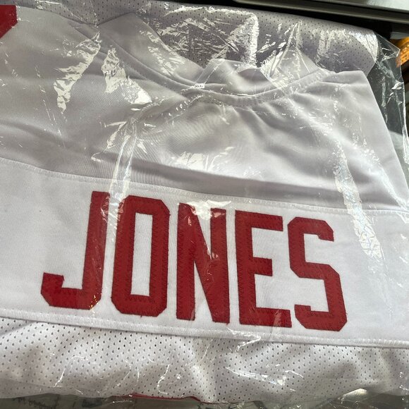 DANIEL JONES NEW YORK GIANTS AUTOGRAPHED SIGNED JERSEY WITH BECKETT COA - Picture 1 of 3